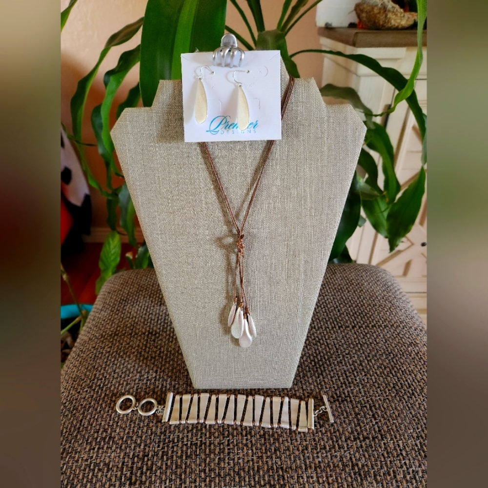 Premier Design Durango set